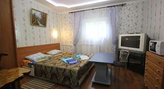 Гостиница  Adler Home Адлер Улучшенный семейный номер-7