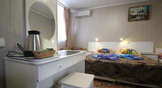Гостиница  Adler Home Адлер Стандартный трехместный номер-3