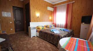 Гостиница  Adler Home Адлер Стандартный трехместный номер-6